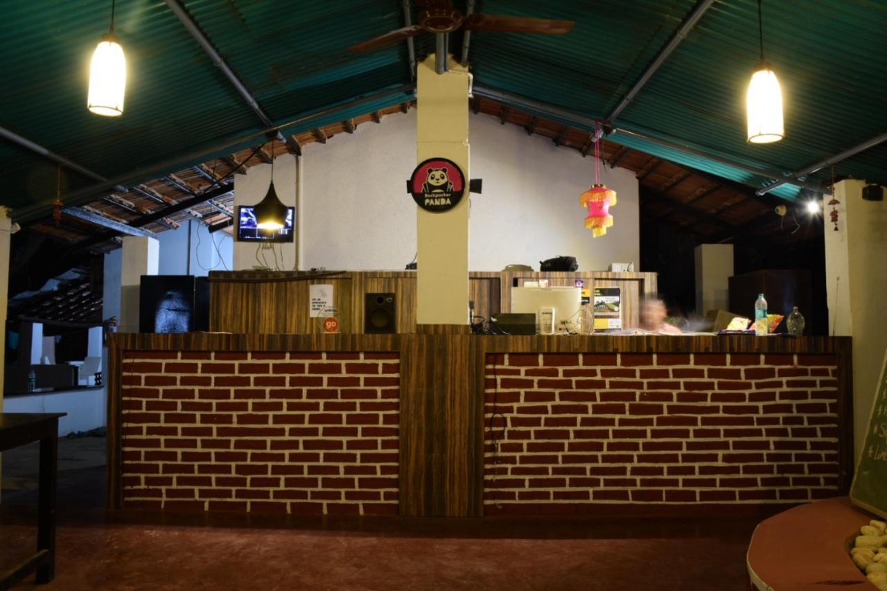 Backpacker Panda Goa Hostel Calangute Exterior photo