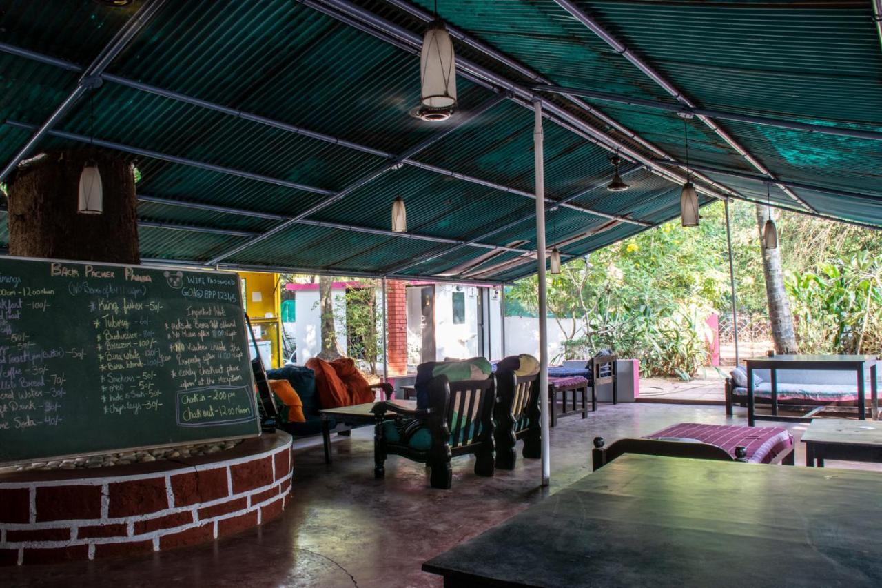 Backpacker Panda Goa Hostel Calangute Exterior photo